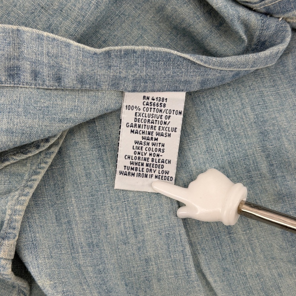 Ralph Lauren Button Down Mens Large Light Blue Chambray Denim Long Sleeve Shirt - Picture 9 of 10